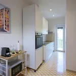 Luxury Suite-Metro Malatesta